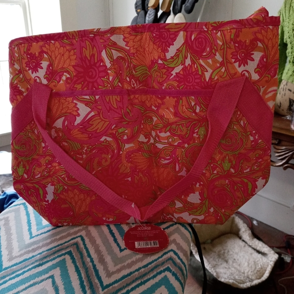 ion Handbags - 🍀Ion Floral Beach Cooler Pink/Coral NWT